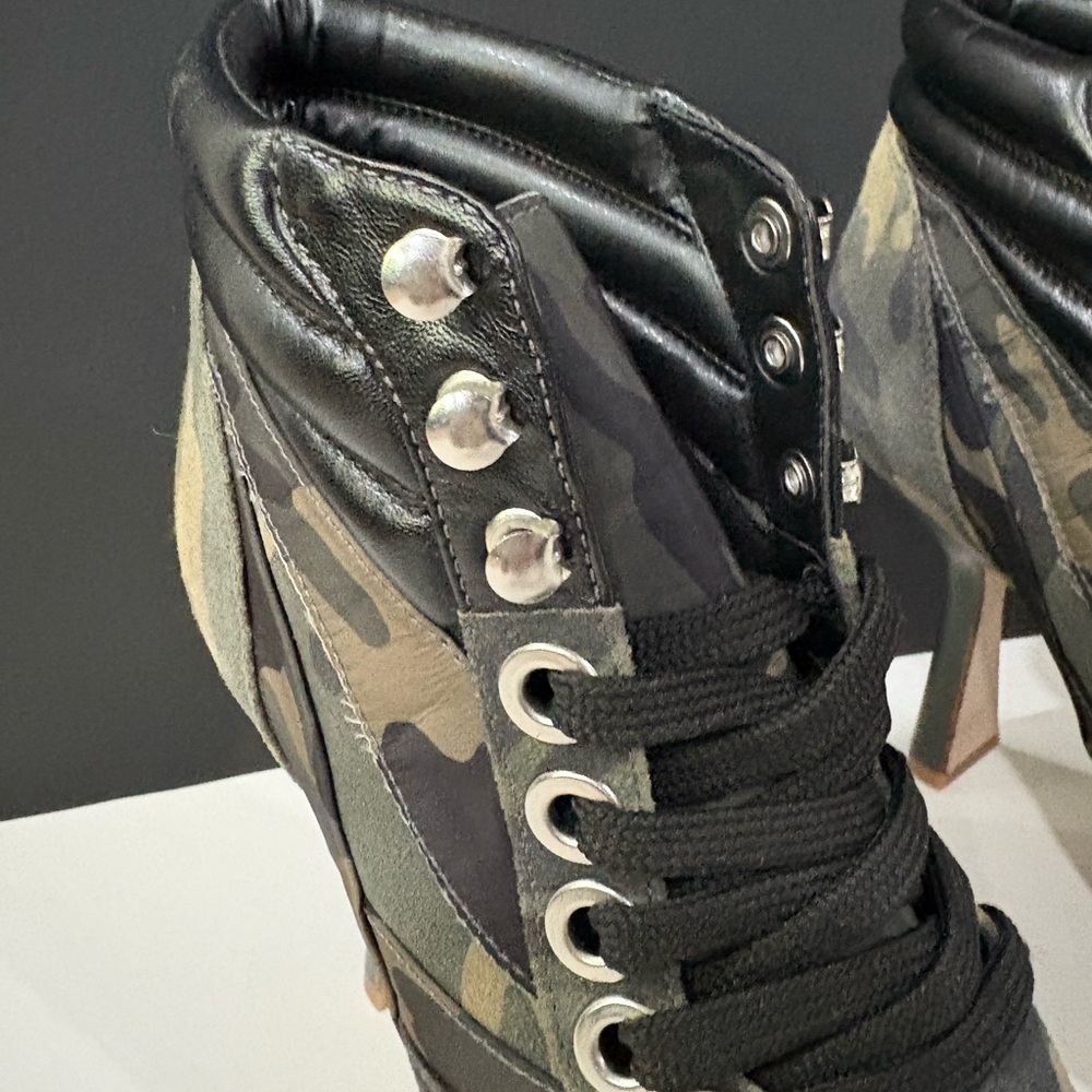 Gianni Bini Camo Heeled Ankle Boots - Picture 4 of 14